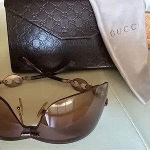 Gucci Brown Sunglasses with Silver Chain Detail Goggle glasses Gucci Brown in Metal - 32450164 main image 4